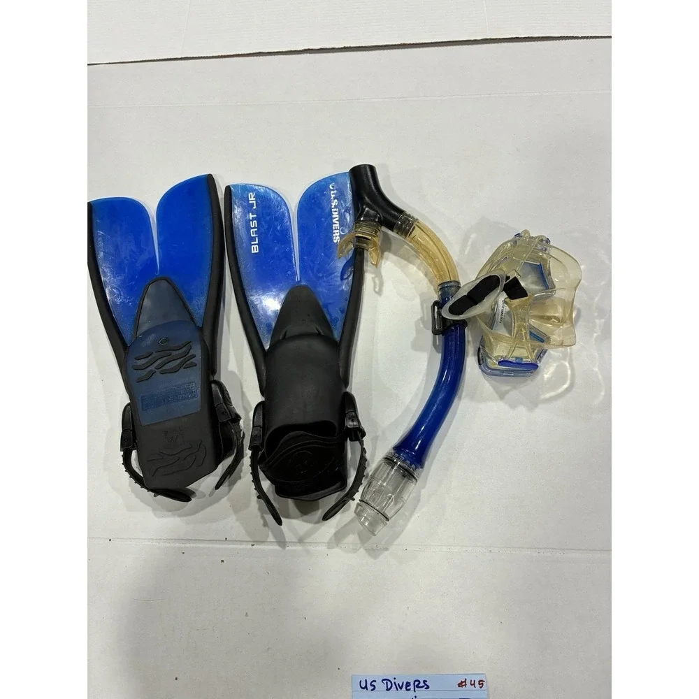 U.S. Divers Molokini Blue Youth 4+ Size 1-4, Mask,  Snorkel, Mask, Fins.SKU45